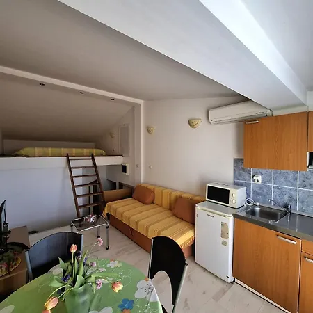 Apartman Jadre 2 *